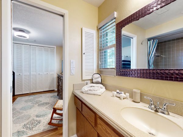 Dog-Friendly Four Bedroom Vacation Rental - Sarasota Home with Pool, Lanai & Backyard