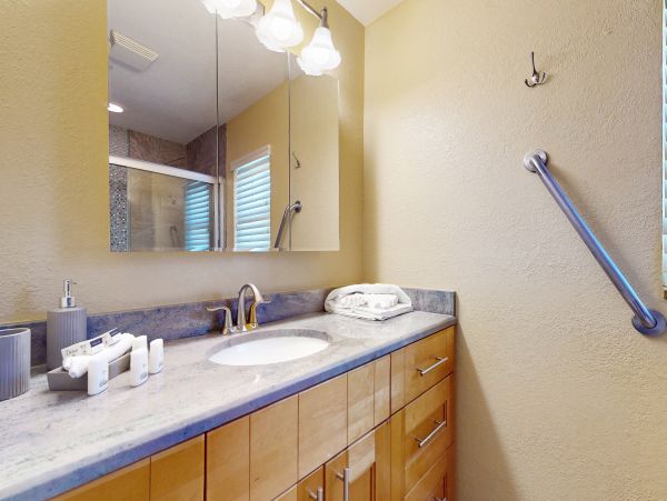 Dog-Friendly Four Bedroom Vacation Rental - Sarasota Home with Pool, Lanai & Backyard