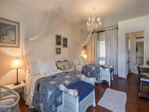 Luxury 4 Bedroom Villa Understated Elegance