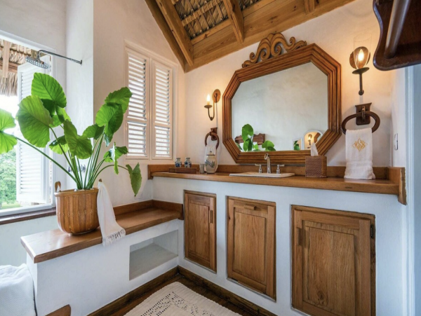 Luxury 4 Bedroom Villa Understated Elegance
