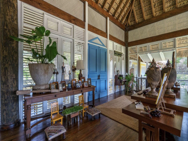 Luxury 4 Bedroom Villa Understated Elegance