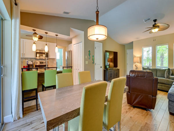 Charming 2 Bedroom Vacation Home with Private Pool