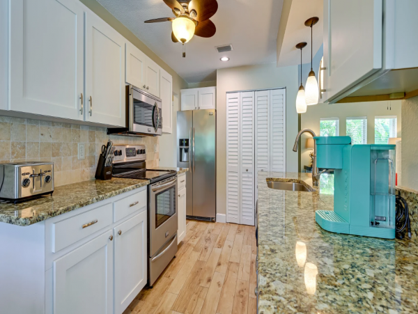 Charming 2 Bedroom Vacation Home with Private Pool