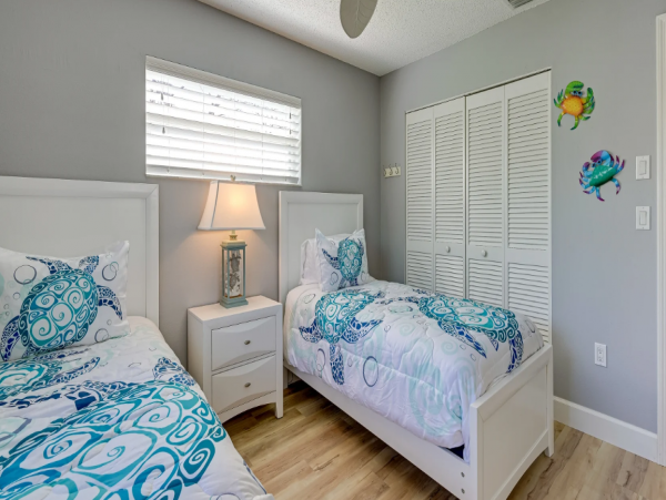 Charming 2 Bedroom Vacation Home with Private Pool