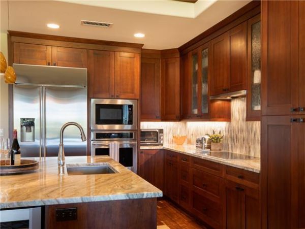 Gorgeous 4 Bedroom Vacation Getaway Great Amenities