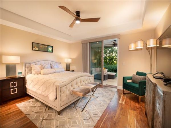 Gorgeous 4 Bedroom Vacation Getaway Great Amenities