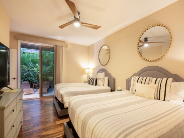 Gorgeous 4 Bedroom Vacation Getaway Great Amenities