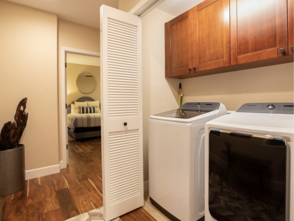 Gorgeous 4 Bedroom Vacation Getaway Great Amenities