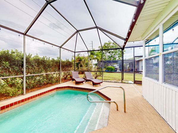 Bradenton Vacation Pool Home Two Bedroom