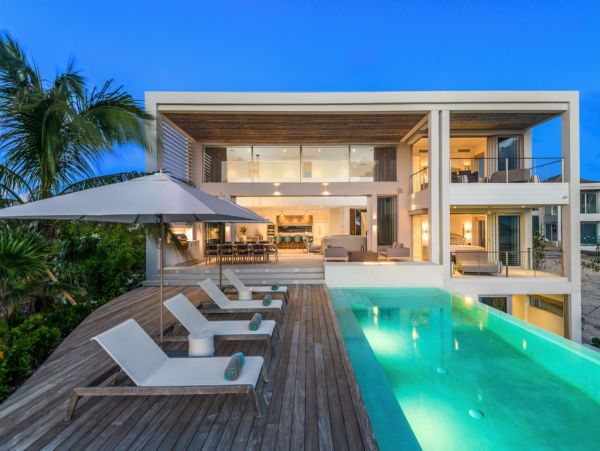 Grace Bay Luxury Villa Rentals - Six-Bedroom Ocean View Villa Turks and Caicos