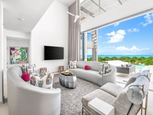 Grace Bay Luxury Villa Rentals - Six-Bedroom Ocean View Villa Turks and Caicos