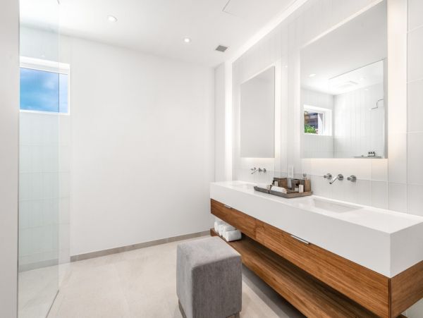 Grace Bay Luxury Villa Rentals - Six-Bedroom Ocean View Villa Turks and Caicos