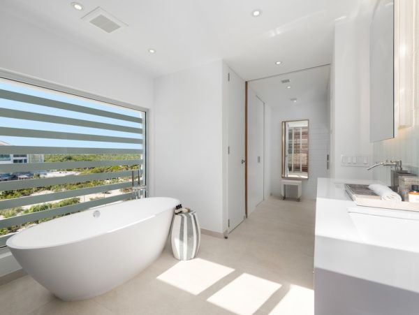 Grace Bay Luxury Villa Rentals - Six-Bedroom Ocean View Villa Turks and Caicos