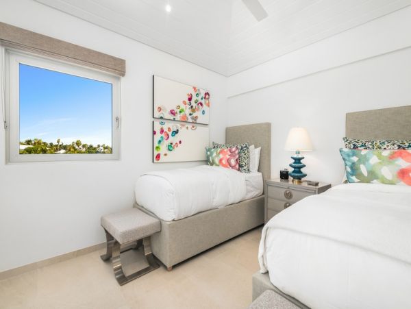 Grace Bay Luxury Villa Rentals - Six-Bedroom Ocean View Villa Turks and Caicos