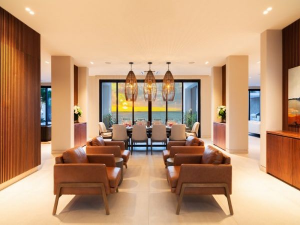 Stunning Beachfront 7 Bedroom Turks and Caicos Rental Home
