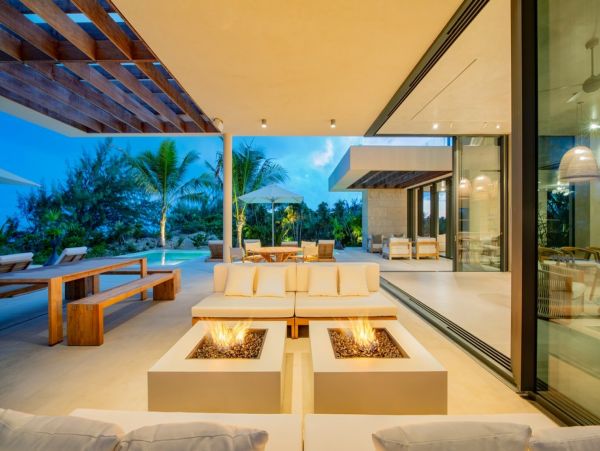 Luxury Vacation Rental in Turks and Caicos Dream Getaway