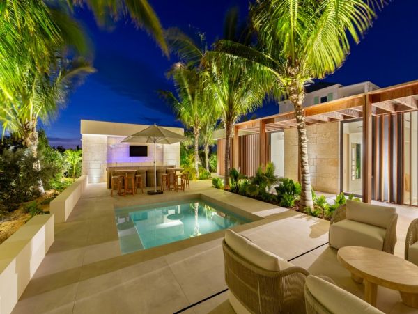 Luxury Vacation Rental in Turks and Caicos Dream Getaway