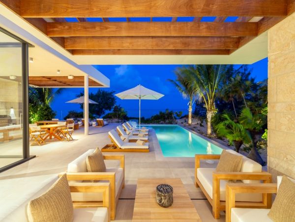 Luxury Vacation Rental in Turks and Caicos Dream Getaway