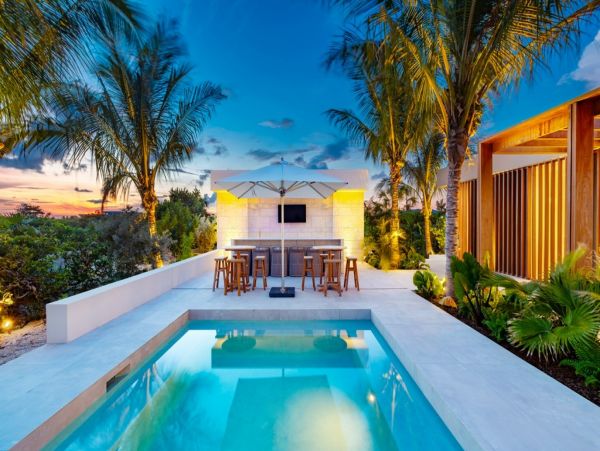 Luxury Vacation Rental in Turks and Caicos Dream Getaway