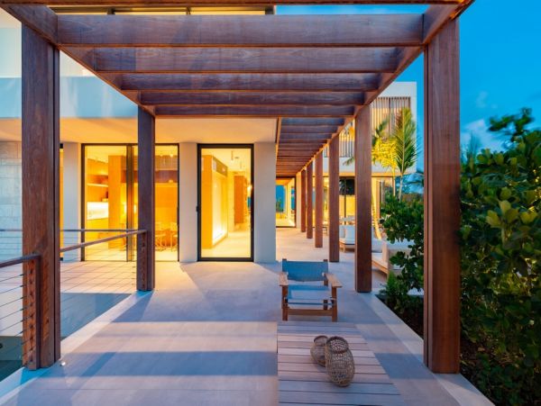 Luxury Vacation Rental in Turks and Caicos Dream Getaway