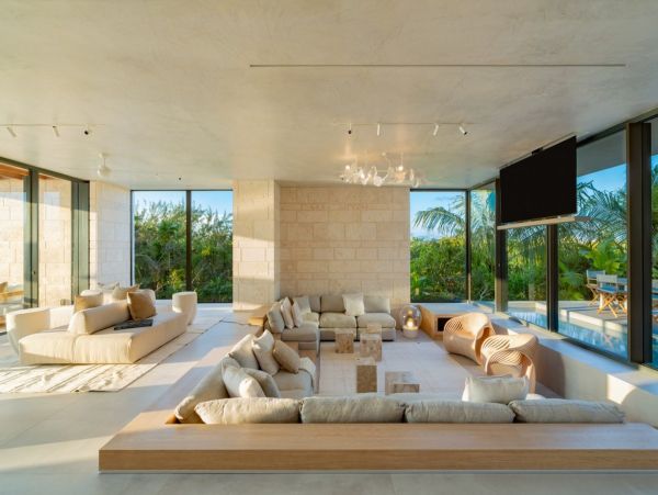 Luxury Vacation Rental in Turks and Caicos Dream Getaway