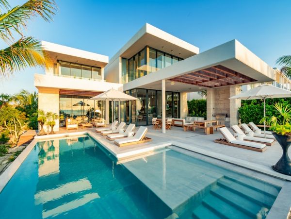 Luxury Vacation Rental in Turks and Caicos Dream Getaway