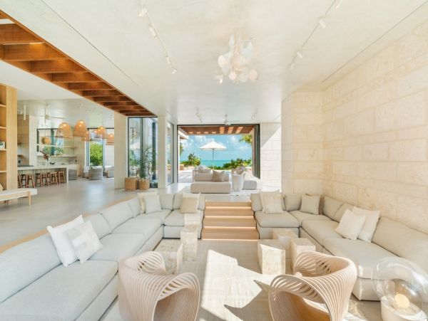 Luxury Vacation Rental in Turks and Caicos Dream Getaway