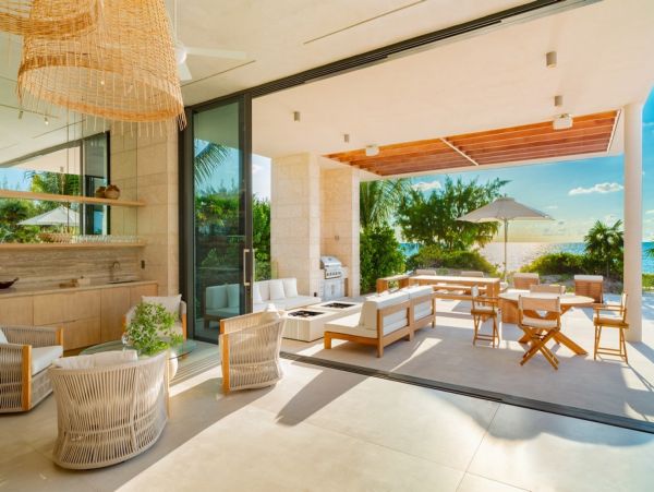Luxury Vacation Rental in Turks and Caicos Dream Getaway
