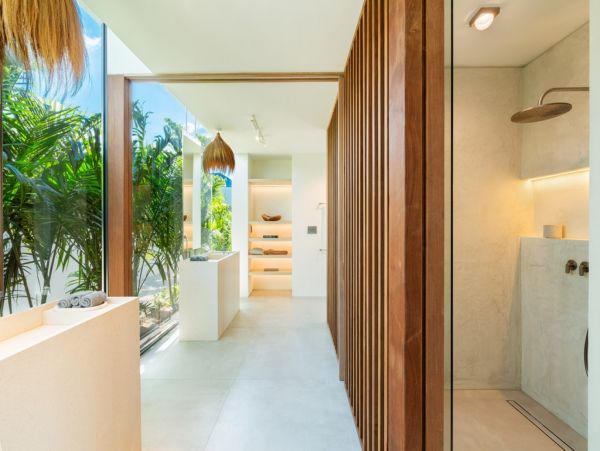 Luxury Vacation Rental in Turks and Caicos Dream Getaway