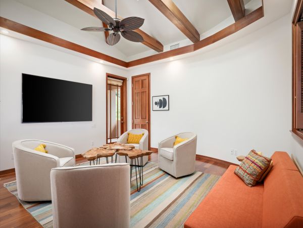 Kailua-Kona 7 Bedroom Vacation Rental with Stunning Views