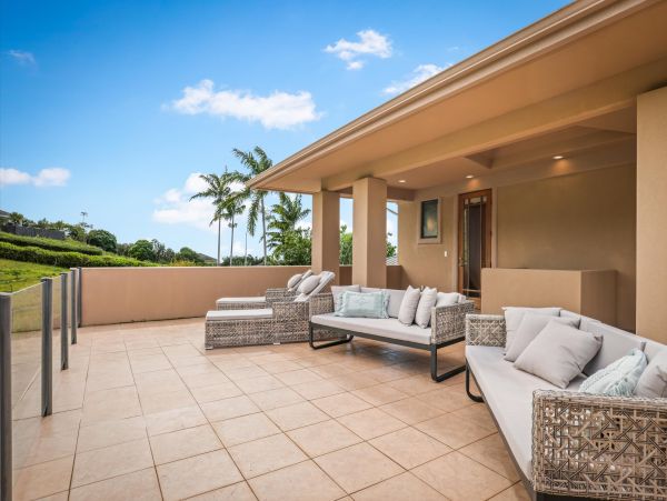 Kailua-Kona 7 Bedroom Vacation Rental with Stunning Views