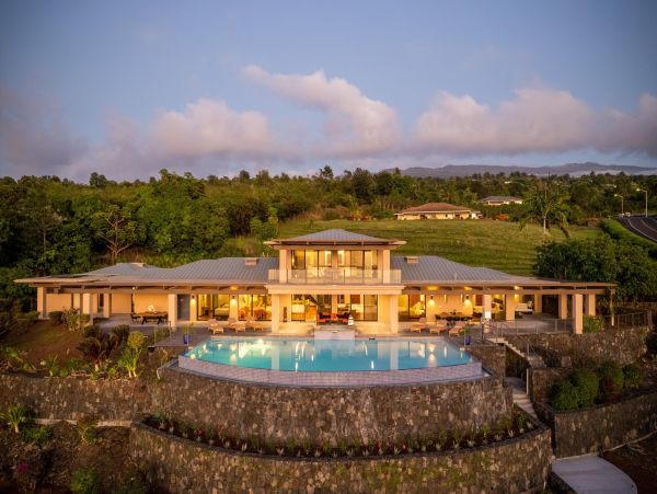 Kailua-Kona 7 Bedroom Vacation Rental with Stunning Views