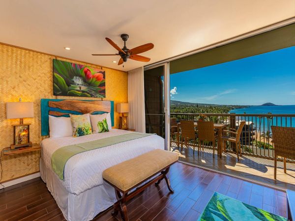 Beach Front Kihei Vacation Condo two Bedroom