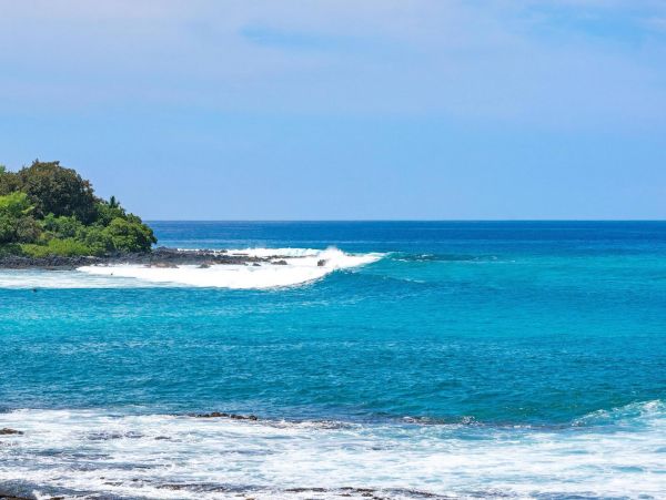 Kona Confortable Oceanside Condo with 3 Bedroom