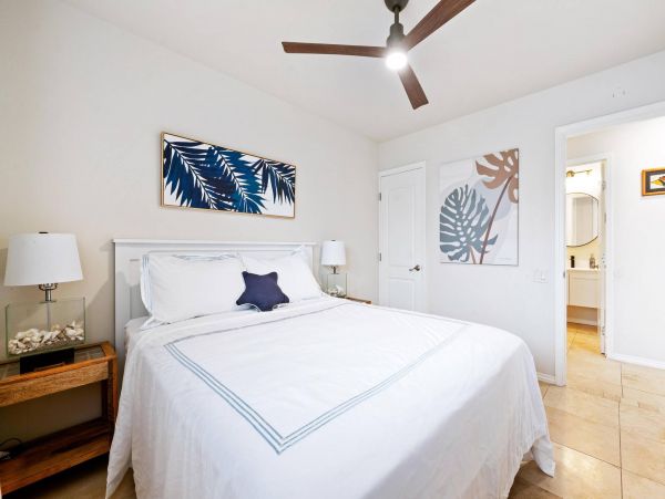 Kona Confortable Oceanside Condo with 3 Bedroom