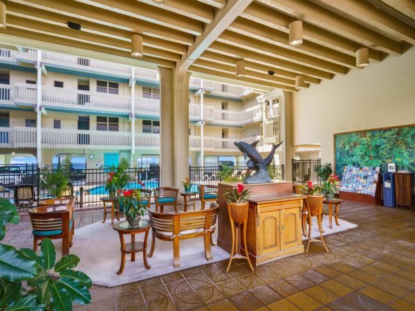 Kona Confortable Oceanside Condo with 3 Bedroom