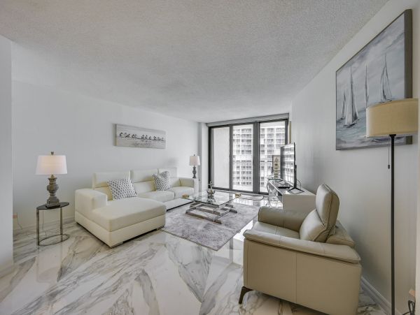 Marco Island Condo Beachfront with 2 Bedrooms