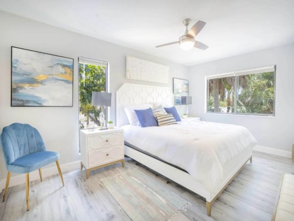 Siesta Key Condo for 11 Guest