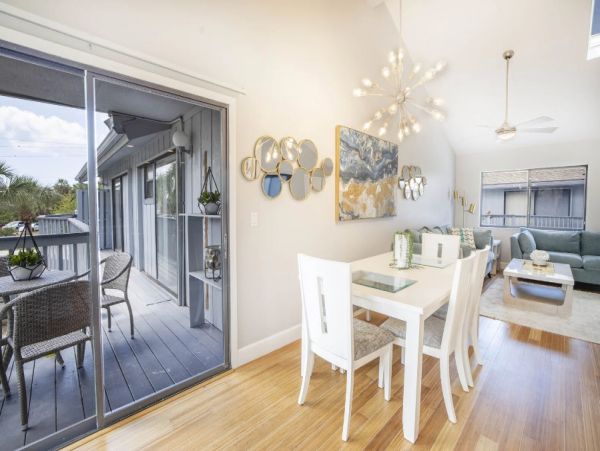 Siesta Key Condo for 11 Guest