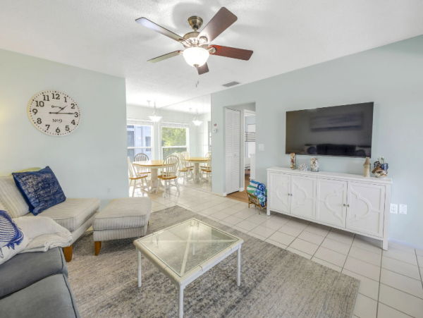 Siesta Key Condo with 2 Bedrooms