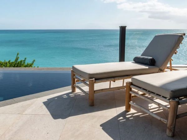 Beachfront Antigua  Luxury Villa