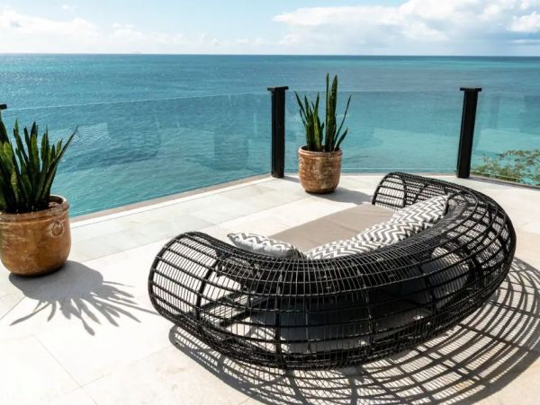 Beachfront Antigua  Luxury Villa