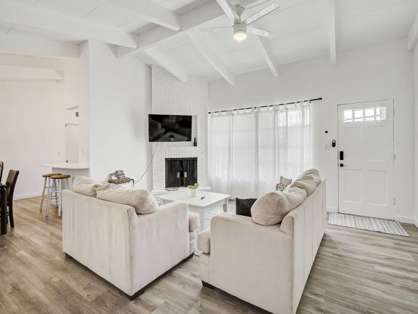 Charming Vacation Getaway with 3 Bedrooms in Sarasota