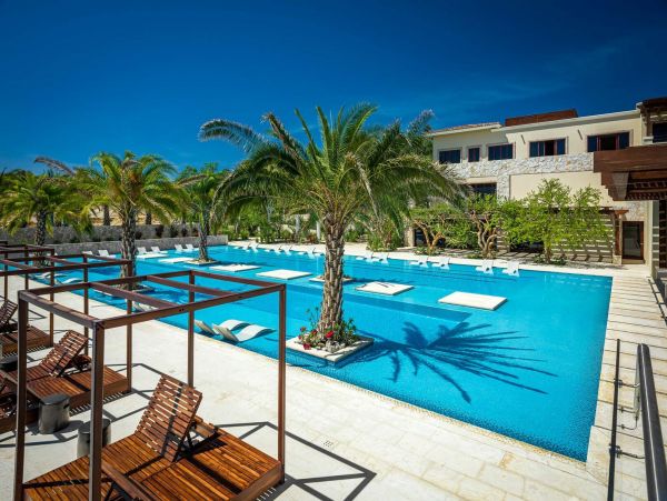 Los Cabos Vacation Rental with 3 Bedrooms & Great Amenities
