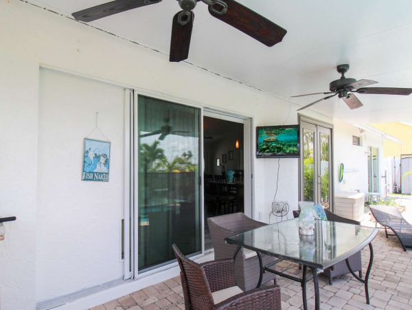 Cape Coral 3 Bedroom Vacation Getaway With Private Pool
