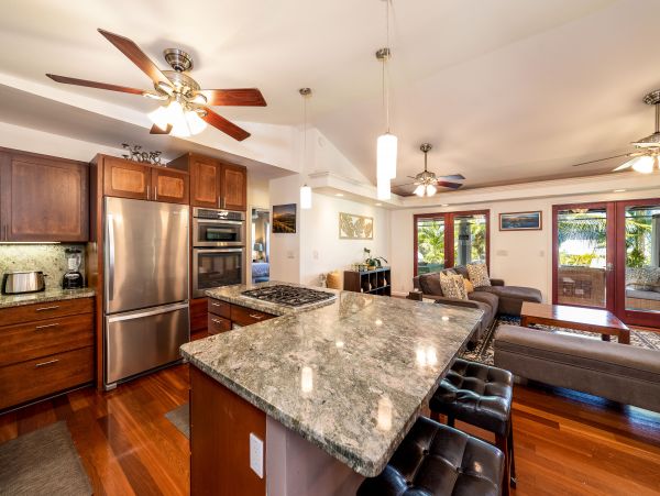 Kailua-Kona Luxury Four Bedroom Vacation Rental
