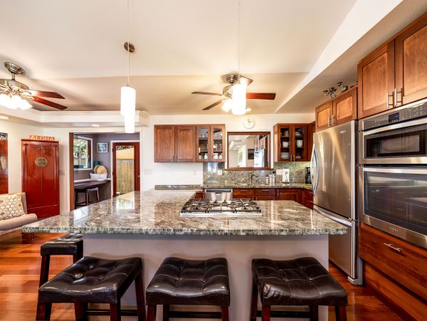 Kailua-Kona Luxury Four Bedroom Vacation Rental