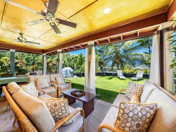 Kailua-Kona Luxury Four Bedroom Vacation Rental