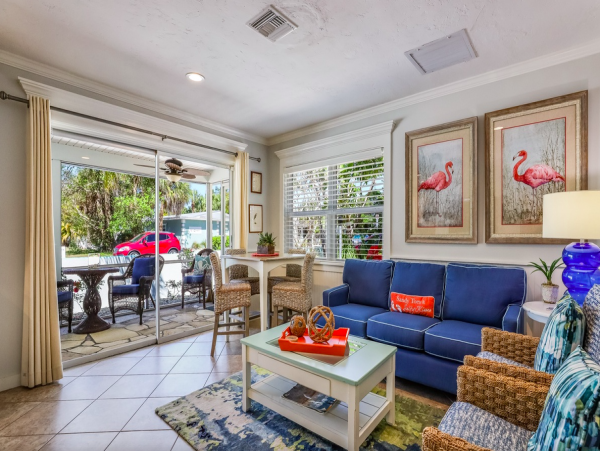 Charming Island Retreat with Private Pool, Steps from the Beach and Pine Avenue