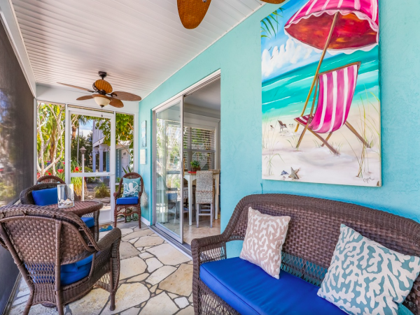 Charming Island Retreat with Private Pool, Steps from the Beach and Pine Avenue